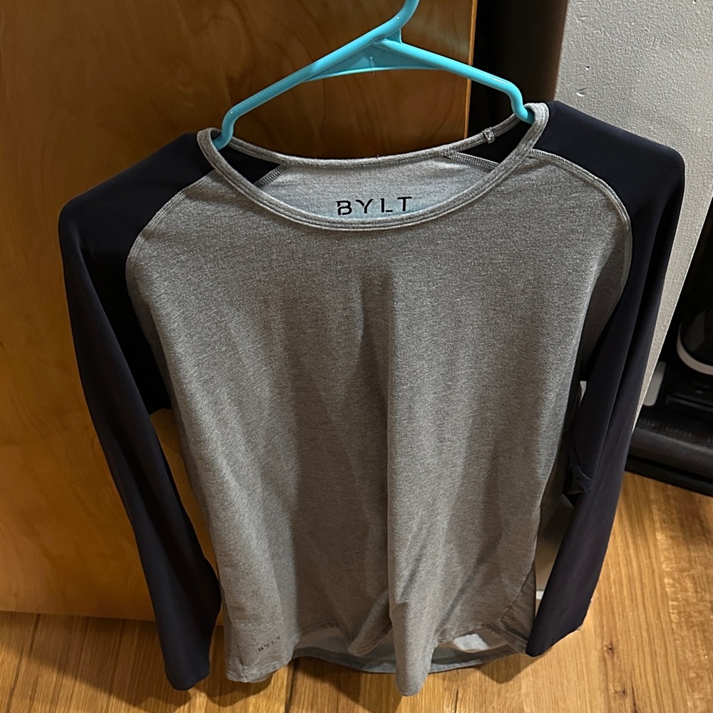 BYLT Basics Gray and Black Long Sleeve Tee